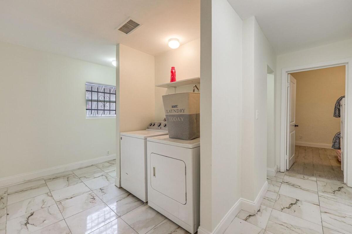 Large, Central, Lovely & Cozy 4Bed/2Bath - House By Everbank Stadium Jacksonville Dış mekan fotoğraf