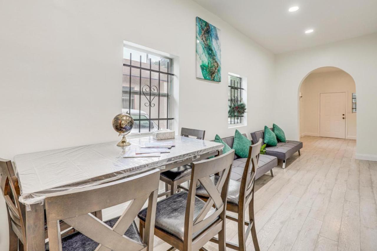 Large, Central, Lovely & Cozy 4Bed/2Bath - House By Everbank Stadium Jacksonville Dış mekan fotoğraf